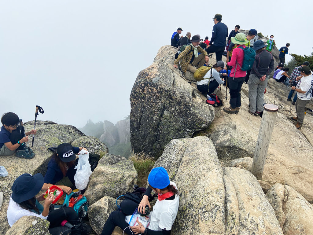 瑞牆山山頂