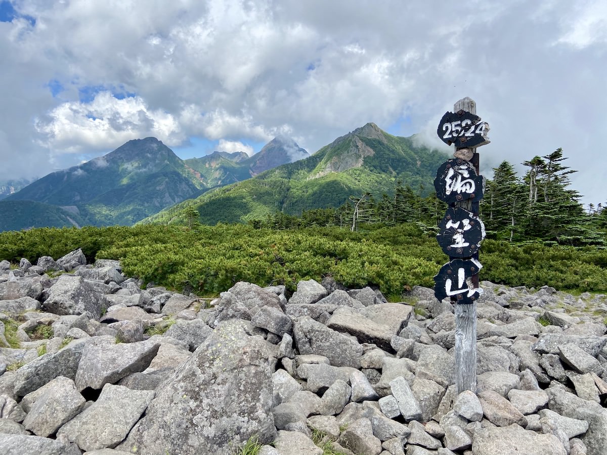 編笠山山頂の素晴らしい景色