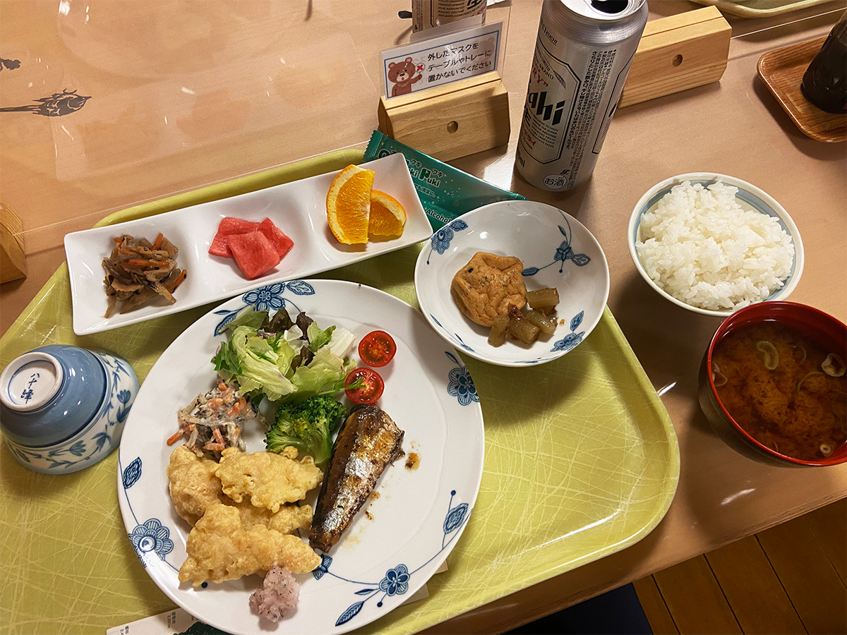 横尾山荘の夕食